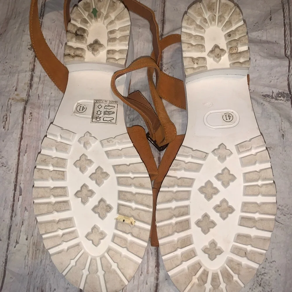 Free people essex sandal tan slight wedge 41
